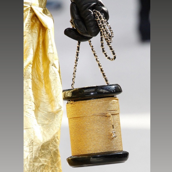 CHANEL COLLECTORS BAG - Picture 2 of 8